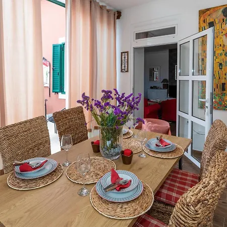 Amazing In With House Sea View