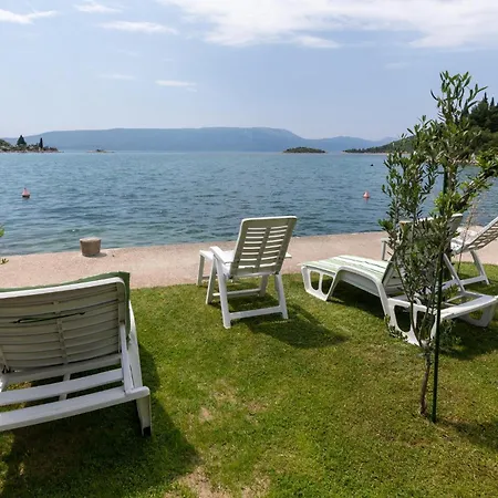 Apartment 1 Bedroom In Blace